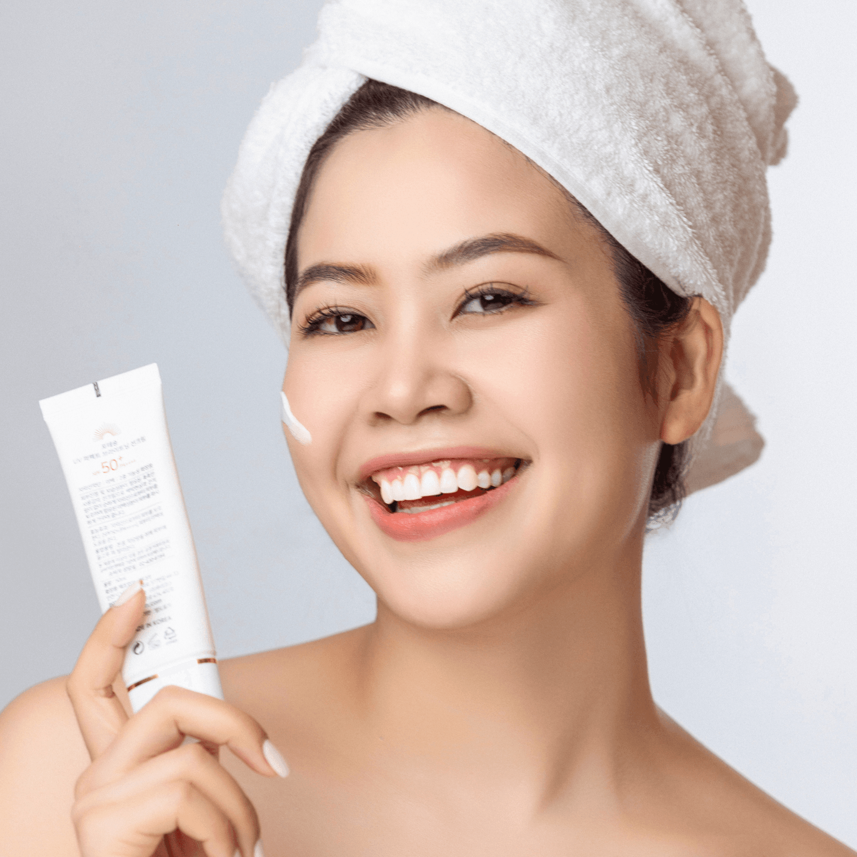 kem chống nắng giàu dưỡng SPF 50+